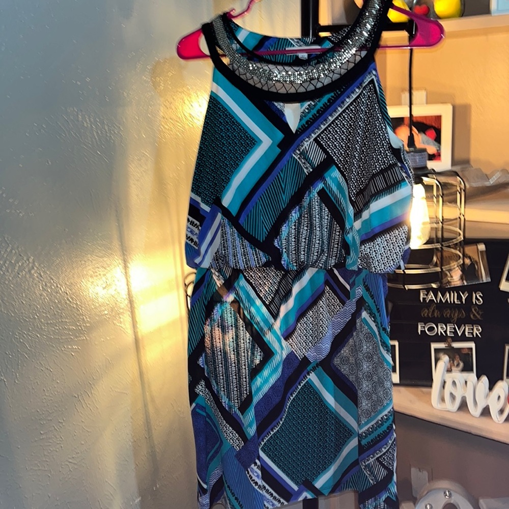 SANDRA DARREN DRESS SZ 4P NWOT NICE VIBRANT